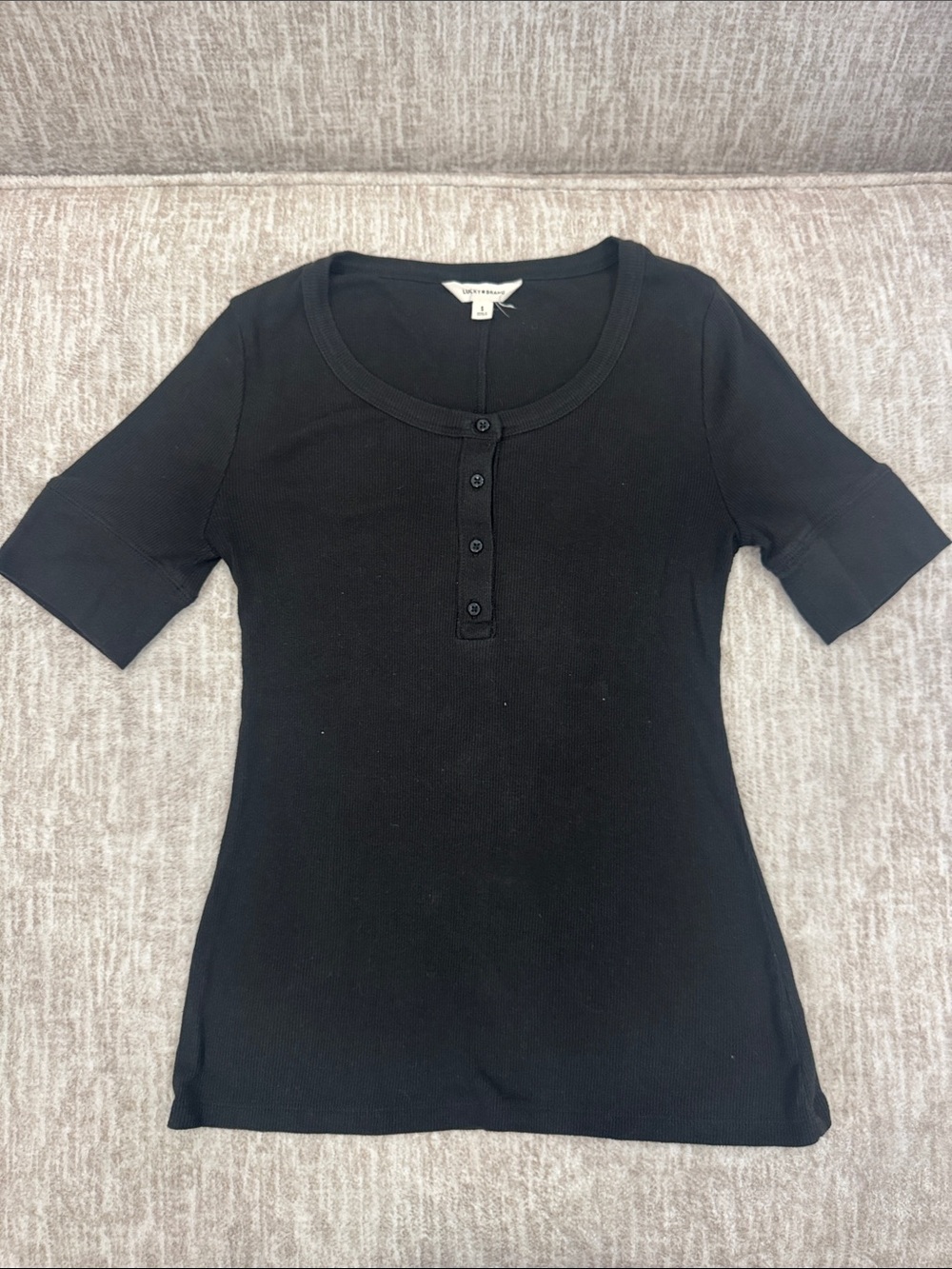 Lucky Brand Black Short Sleeve Henley Ribbed Tee